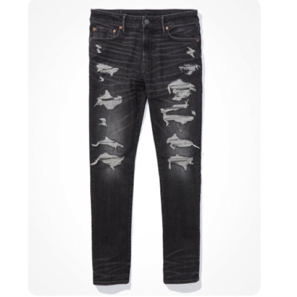 American Eagle 🦅 Outfitters AirFlex + Patched Slim Jean